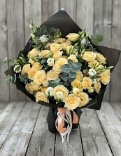 Букет цветов из:  Розы и Лизиантусы в Килемары