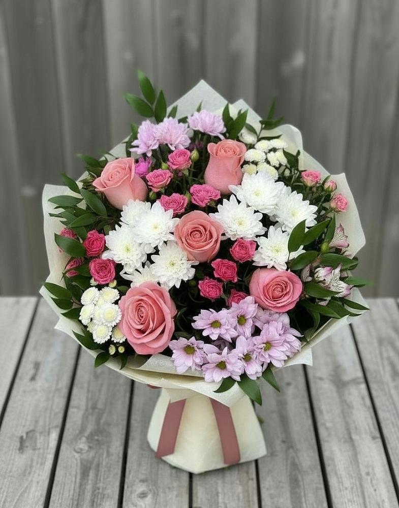 Букет цветов из: Альстромерии, Гвоздики, Розы и Хризантемы в Килемары