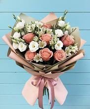 Букет цветов из:  Розы, Альстромерии и Лизиантусы в Килемары