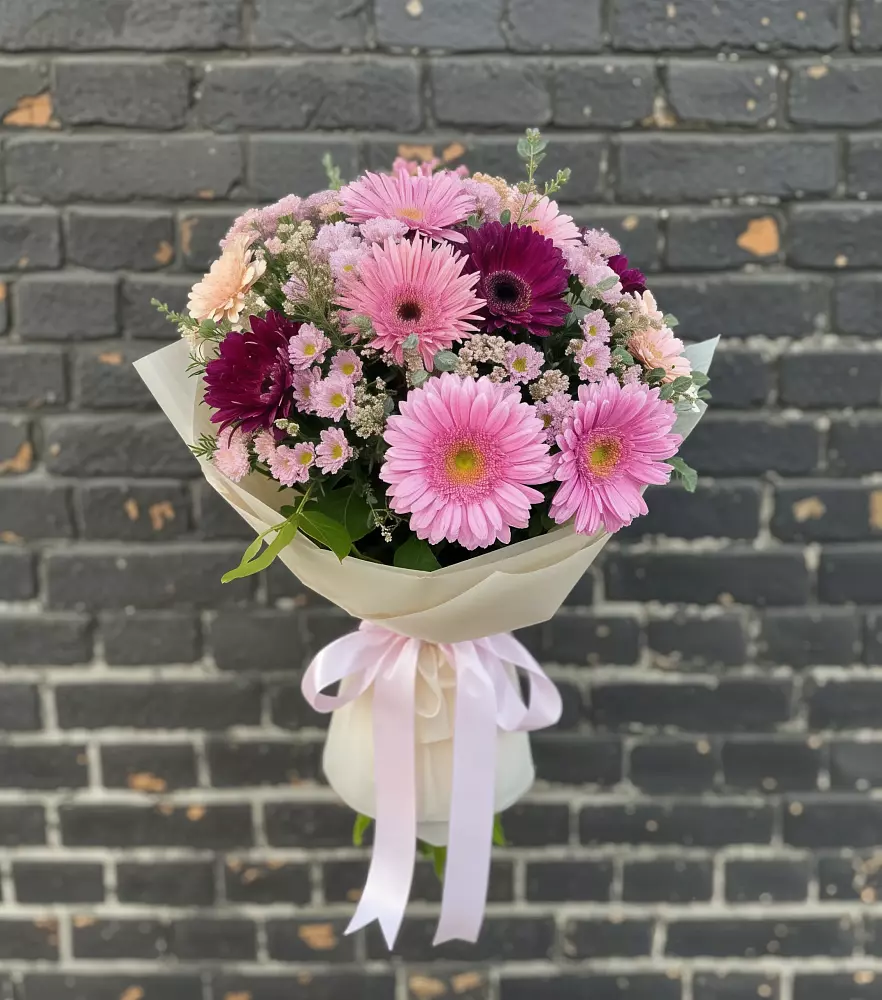 Букет цветов из: Герберы и Хризантемы в Килемары