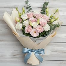 Букет цветов из:  Лизиантусы в Килемары