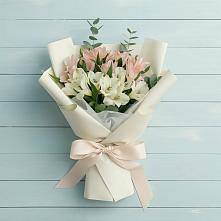 Букет цветов из:  Альстромерии в Килемары