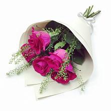 Букет цветов из:  Розы в Килемары