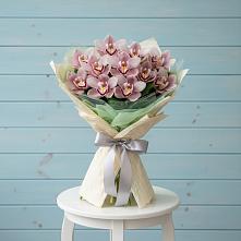 Букет цветов из:  Орхидеи и Розы #REPLACE_PRED# Килемары