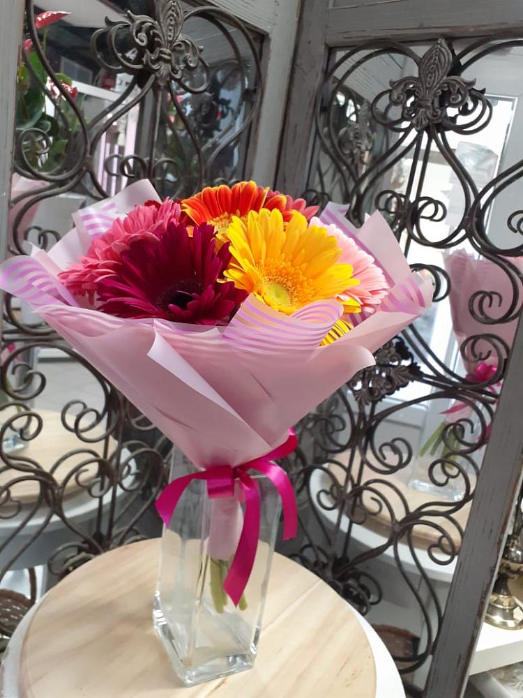 Букет цветов из: Герберы в Килемары