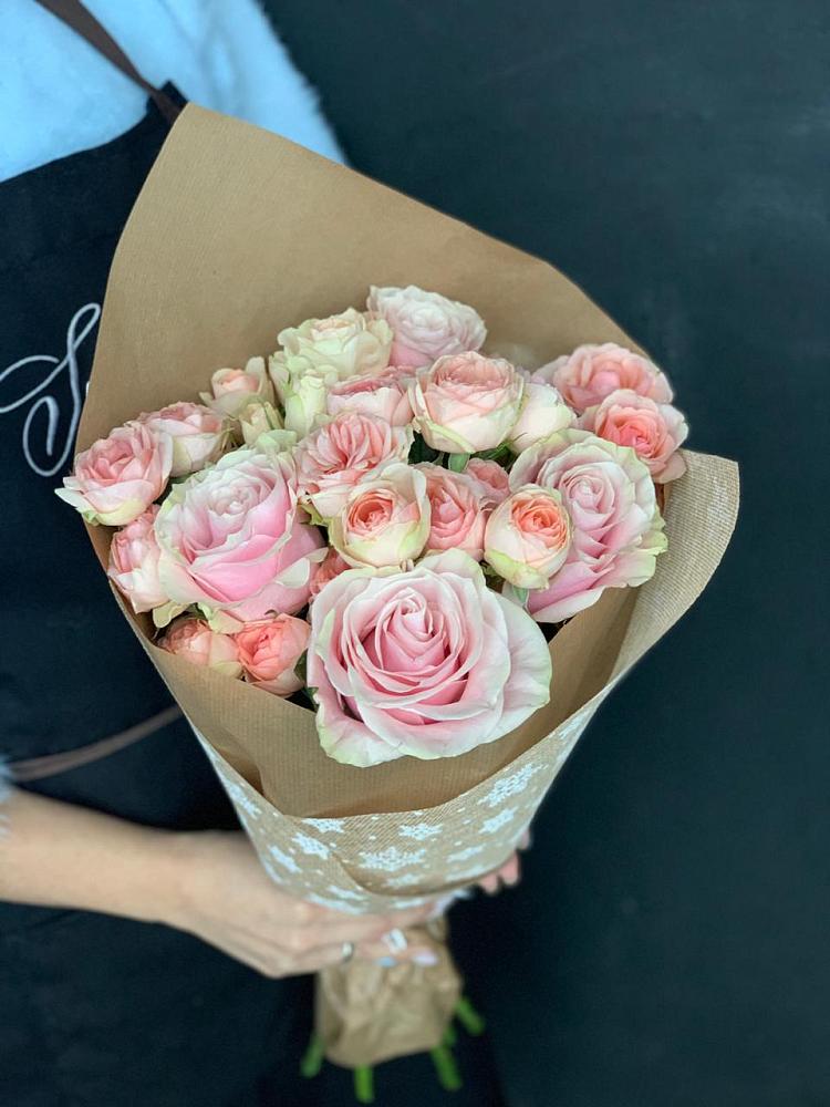 Букет цветов из: Хризантемы и Розы в Килемары