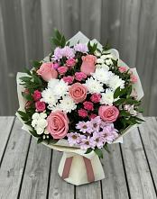 Букет цветов из:  Альстромерии, Гвоздики, Розы и Хризантемы в Килемары