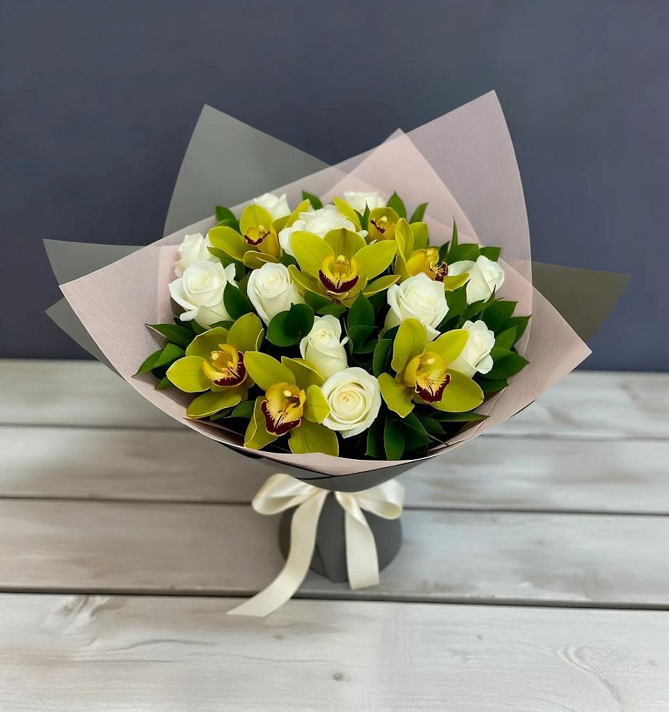 Букет цветов из: Орхидеи и Розы в Килемары