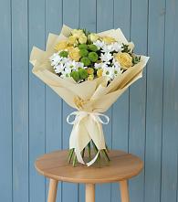 Букет цветов из:  Хризантемы и Розы в Килемары