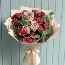 Букет цветов из:  Гвоздики и Розы в Килемары