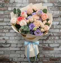 Букет цветов из:  Розы, Лизиантусы и Гвоздики #REPLACE_PRED# Килемары