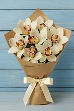 Букет цветов из:  Орхидеи и Розы в Килемары