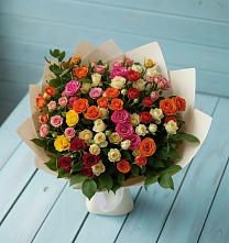 Букет Микс из разноцветных кустовых роз в Килемары