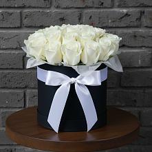 Цветочная композиция из Розы в шляпной коробке #REPLACE_PRED# Килемары